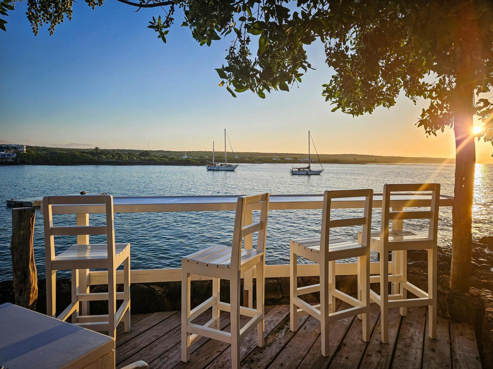Hotel Cucuve Puerto Ayora  Bagian luar foto