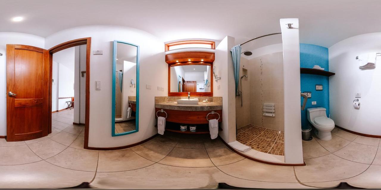 Hotel Cucuve Puerto Ayora  Bagian luar foto